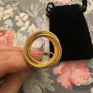 Elegant Gold-Tone Textured Ring